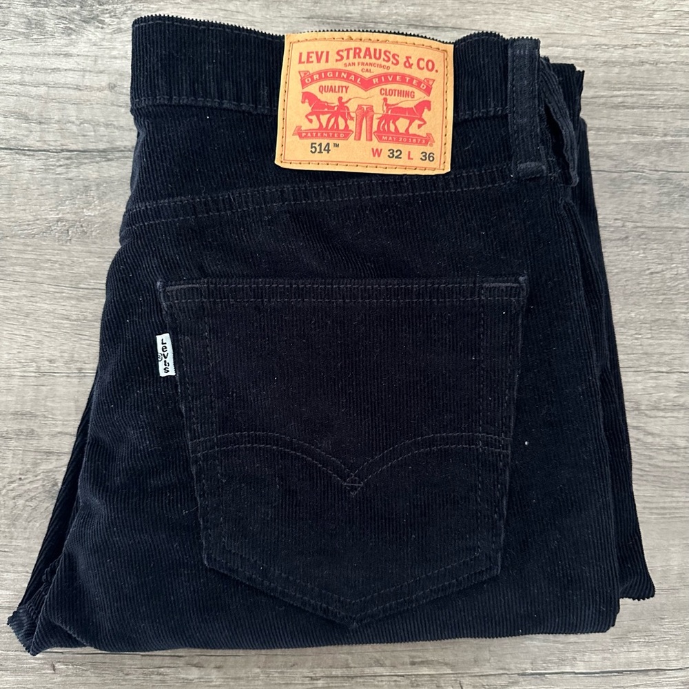Levi’s 514 corduroy black 32x32